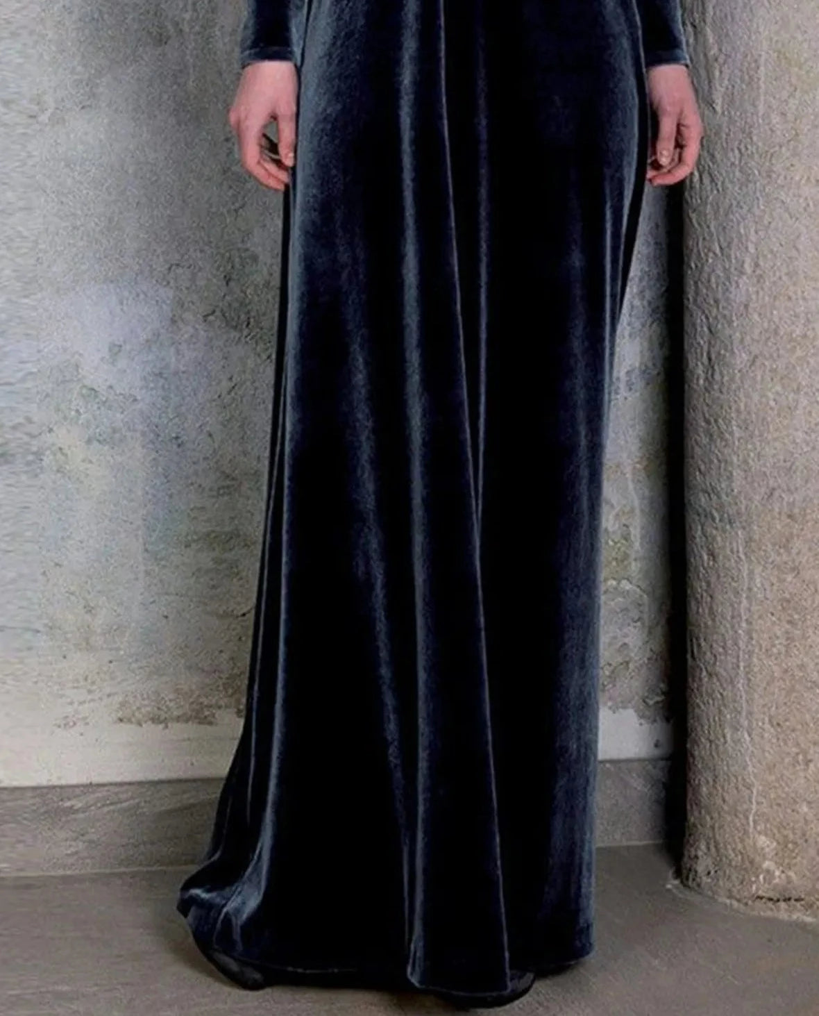 Elegant Velvet Maxi Dress