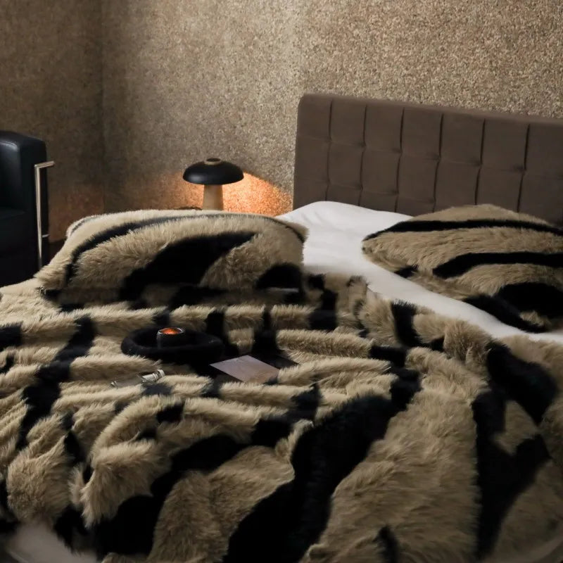 Luxury Fur Warm Autumn/Winter thick Blanket