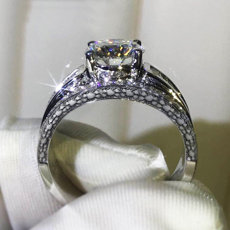 Luxury Wedding Rings with Brilliant Cubic Zirconia