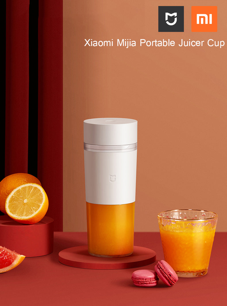 USB Portable Fruit Juicer Mini Electric Blender.